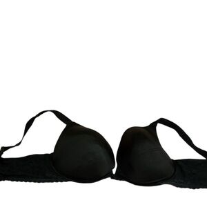 Sleek Black Lace Bra by Joyspun with lace detail. Size 44DDD.
